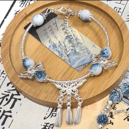 Butterfly Bracelet for Women – Elegant Crystal Beaded Jewelry